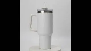 Miniature : Le Cadeau Parfait 🎁 : Un Tumbler avec votre Caricature (100% Sans IA) !