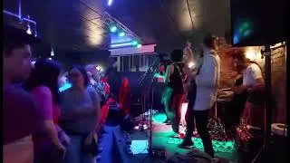 Miniature : 27 CRUSH live - Lake Pub