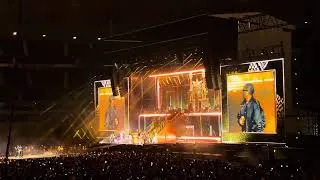 Miniature : Fally Ipupa & Wizkid SHUT DOWN Stade de France with "JAM" then Wizkid drops Ojuelegba LIVE 🔥