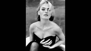 Miniature : Eight Wonder - Cross My Heart [1988 (Dance Mix)]