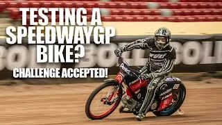 Miniature : How to ride a Speedway GP bike? - Challenge accepted in Warsaw - short clip