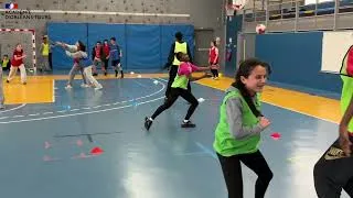 Miniature : Hand à 4 : tous en mouvement !