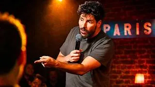 Miniature : Pourquoi les humoristes humilient leur public ?