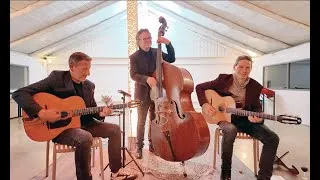 Miniature : Isn't she lovely - guitare guitare contrebasse