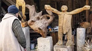 Miniature : A Visit Through Painting and Sculpture in a French Village Art Studio