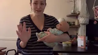 Miniature : Diminuer le KISS syndrôme, conseil de KINÉSITHÉRAPEUTE, bébé avec la tête en arrière, extension