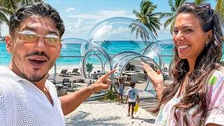 Miniature : ON DORT dans une MAISON TRANSPARENTE sur la plage !
