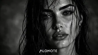 Miniature : Moon In My Glass — Emotional Deep House (Original Audio)