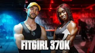 Miniature : LES HOMMES RABAISSENT LES FEMMES MUSCLÉES