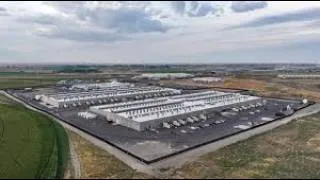 Miniature : Grand Meditation on Transhumanism 2:  Data Centers, 6G and Robot Anthropomorphism