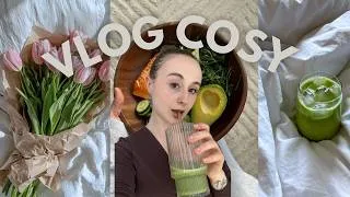Miniature : JE REVIENS SUR YOUTUBE APRES 2 ANS… vlog week-end avec mon chien et retour de courses 🐶💐💕