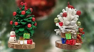 Miniature : Petit sapin de Noël fait avec une pomme de pin
