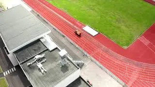 Miniature : Aqua Clean intervient pour le nettoyage d'une piste d'athlétisme
