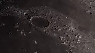 Miniature : Contact with the Moon