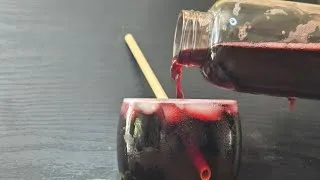 Miniature : RECETTE BISSAP GLACÉ! INFUSION D’HIBISCUS MAISON! 🌿 – Boisson Fraîche & Naturelle