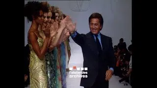 Miniature : Défilé Valentino Printemps été 1997