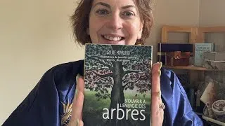 Miniature : Feuilletage du coffret de cartes S’ouvrir à l’énergie des arbres de Sylvie Moyroud, 