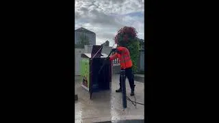 Miniature : Nettoyage de l'abri-bac 240 litres d'Axibio (Gaïabox 240)