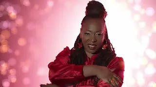 Miniature : Fabienne Reine  : " Secret " (clip Officiel )