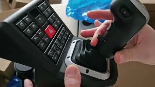 Miniature : [FR] HORI Force Feedback Truck Control System