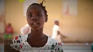 Miniature : L'impact du projet Accel Africa sur la vie des enfants travailleurs dans les zones d'orpaillage.