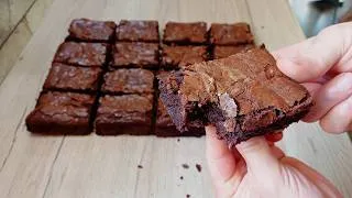 Miniature : Maxi Brownie Fondant au Chocolat — 16 Grosses Parts Faciles