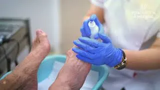 Miniature : Marwa Pedicure Médicale chez Eseal Wellness - Ben Heine Video Marketing