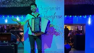 Miniature : On est CHAUDS ! Tous au bal pour finir 2023 bientôt le #reveillon