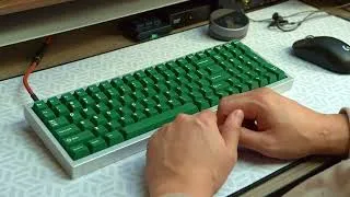 Miniature : LZ CLSN w/Whipped Creams - Typing Sound Test