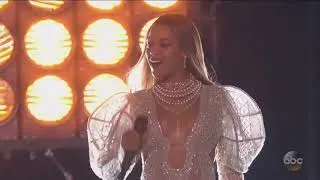 Miniature : Beyoncé - Daddy Lessons With The Dixie Chicks live at Country Music Awards 2016 - Full HD
