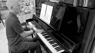 Miniature : Adiós Nonino (Astor Piazzolla), piano.