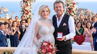 Miniature : ✨ À 78 ans, Évelyne Dhéliat partage un moment de bonheur avec son partenaire.