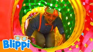 Miniature : Blippi au parc de jeux couvert | Blippi en français | Vidéos éducatives pour enfants