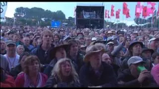 Miniature : Buddy Guy - Little by Little (Live at Glastonbury Festival 2008)
