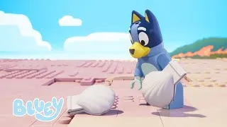 Miniature : La Plage 🏖️ | LEGO Bluey  Shorts  💙 | Bluey Français Chaîne Officielle