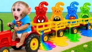 Miniature : Singe BonBon mange de la gelée de superheroes et joue aux race cars avec Rubber Ducky