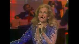 Miniature : dalida..la chanson du mundial..live 1982 hd