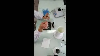 Miniature : Réaliser un isolement en microbiologie