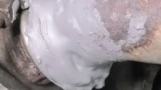 Miniature : Colmatez durablement les fuites d'échappement avec ce mastic métallique