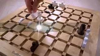 Miniature : Jeu de société en bois Bulltricker : Une démo d'un 'Trick' dans ce jeu de société pour 2 joueurs