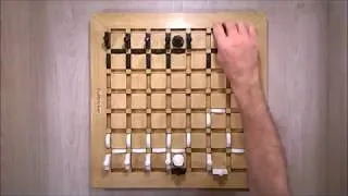Miniature : Jeu en bois : Partie complète du jeu de réflexion Bulltricker (victoire par un mat)