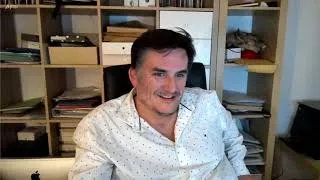 Miniature : L'astronomie : phase de qui questions qui suit la seconde partie de l'intervention d'Olivier MOUSIS