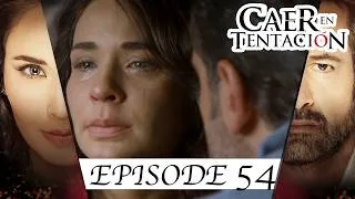 Miniature : Le lien interdit qui rapproche Damián et Carolina | Épisode 54 | CAER EN TENTACION
