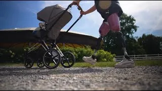 Miniature : Emeline, maman en prothèses (témoignage CAP48 2025)