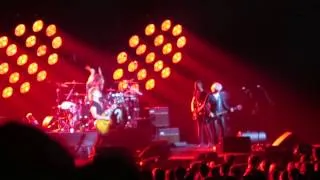Miniature : LES INSUS - LE VAUDOU  - PLONGEON DANS LA FOSSE DE JEAN LOUIS AUBERT - LE ZENITH PARIS - 12/11/2016