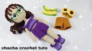 Miniature : Poupée Emma amigurumi au crochet. Tenue 3 