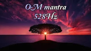 Miniature : ♥ Méditation de 300 Moines chantant OM Mantra à 528hz | Ondes Vibrations Positives de l'Univers ♥