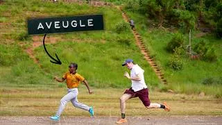 Miniature : Dans la peau d'une aveugle à Madagascar.