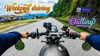 Miniature : Beautiful day motorcycle ride with Triumph