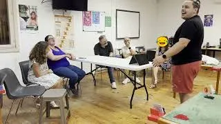 Miniature : Chrono Party : impossible de trouver “ton rouge” 😂⏱️